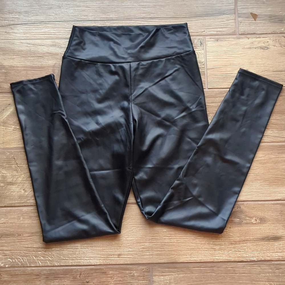 Vegan leather tights